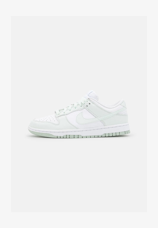 Nike Sportswear DUNK NEXT NATURE white/barely green